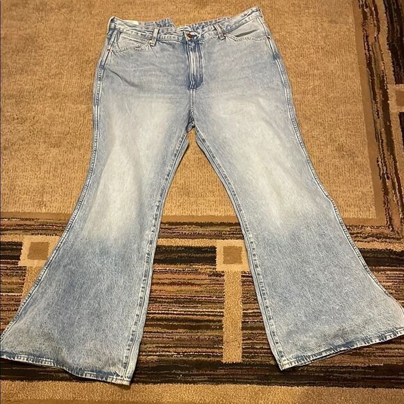 Wrangler Blue Flare Wide Leg Jeans - Picture 1 of 16